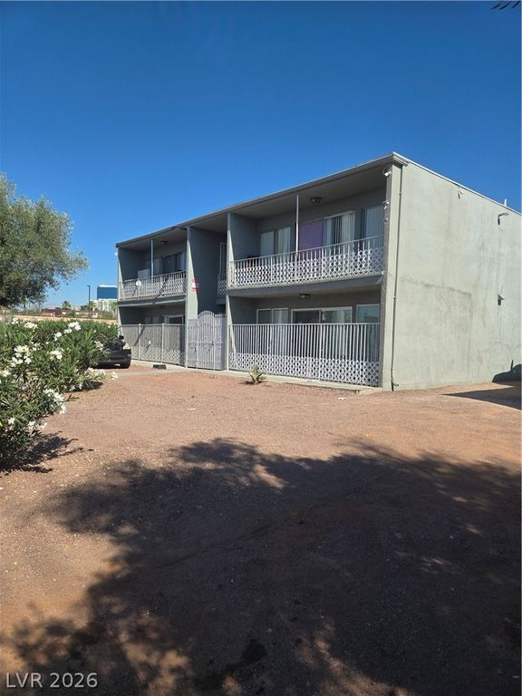 1388 East Desert Inn Road 2, Las Vegas, NV 89169