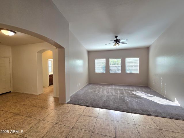 16964 W COCOPAH Street, Goodyear, AZ 85338