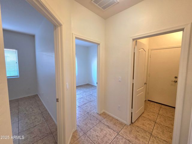 16964 W COCOPAH Street, Goodyear, AZ 85338