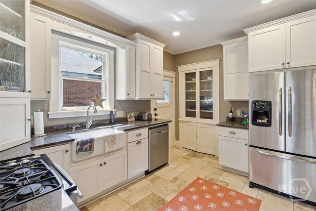 532 E 50th Street, Savannah, GA 31405