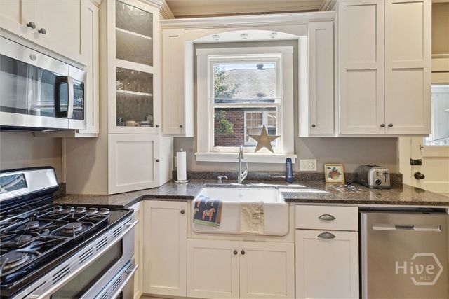 532 E 50th Street, Savannah, GA 31405