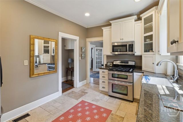 532 E 50th Street, Savannah, GA 31405