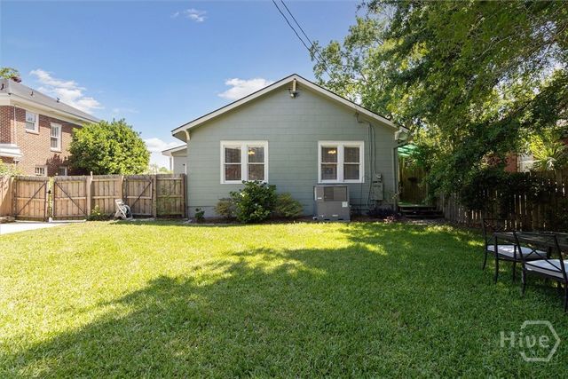 532 E 50th Street, Savannah, GA 31405