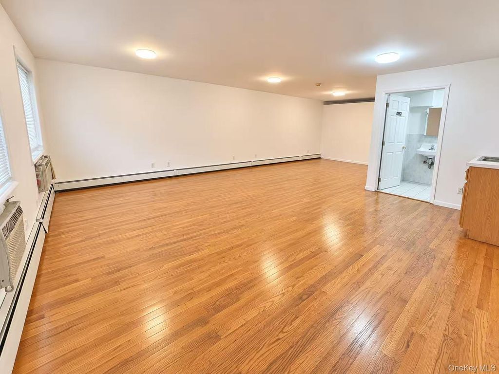 45-55 162 Street, Flushing, NY 11358 — photo 2