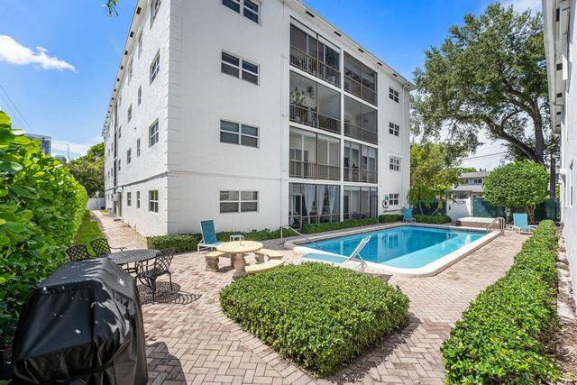 1212 SE 2ND Court 103, Fort Lauderdale, FL 33301