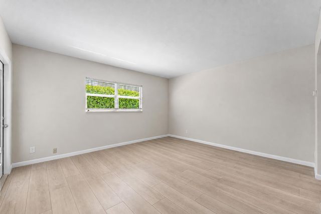1212 SE 2ND Court 103, Fort Lauderdale, FL 33301