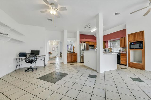 14554 Sycamore Lake Road, Houston, TX 77062