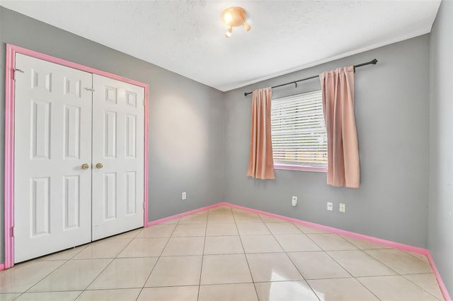 14554 Sycamore Lake Road, Houston, TX 77062