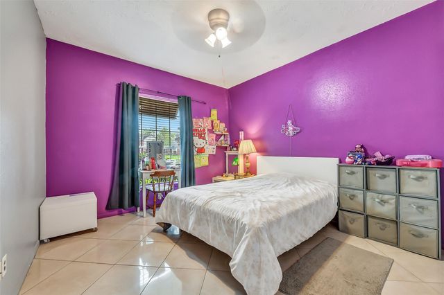 14554 Sycamore Lake Road, Houston, TX 77062