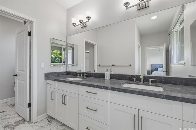 91-5408 Kapolei Parkway 16, Kapolei, HI 96707
