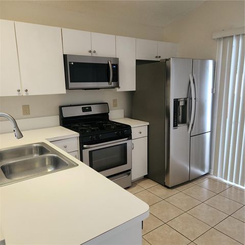 28525 SEASHELL COURT, Zephyrhills, FL 33545