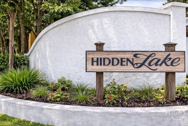 92 Hidden Lake Court, Savannah, GA 31419