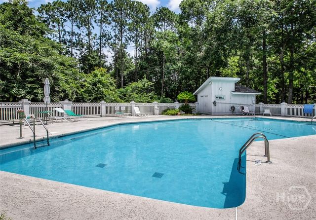 92 Hidden Lake Court, Savannah, GA 31419