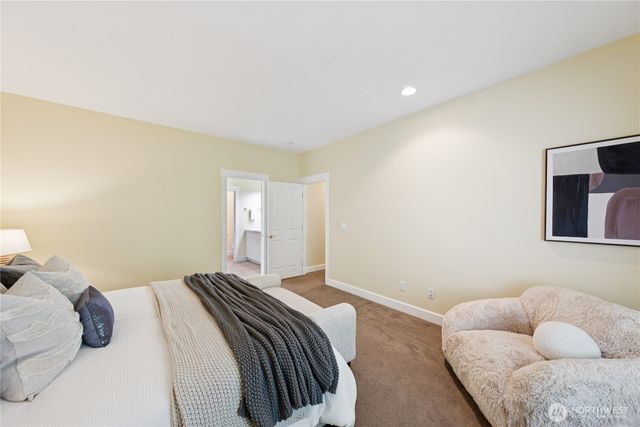 2218 Cascade Court, Anacortes, WA 98221