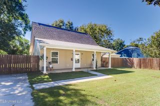 1625 Vine Street, Biloxi, MS 39531