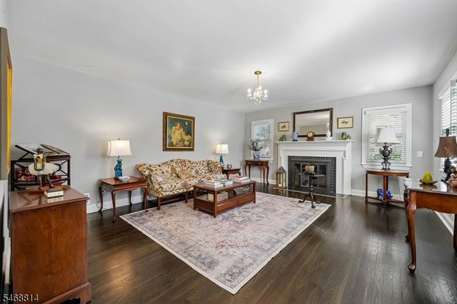 337 Mountain Ave, North Plainfield Boro, NJ 07062