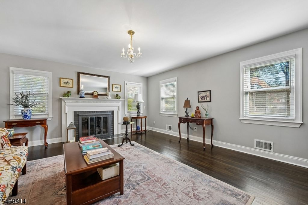 337 Mountain Ave, North Plainfield Boro, NJ 07062 — photo 5