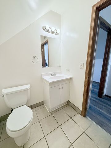 8237 S Commercial Avenue 2, Chicago, IL 60617