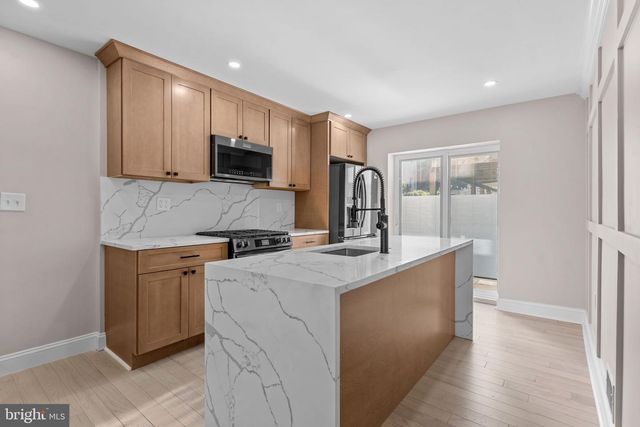 925 S 18TH ST, Philadelphia, PA 19146