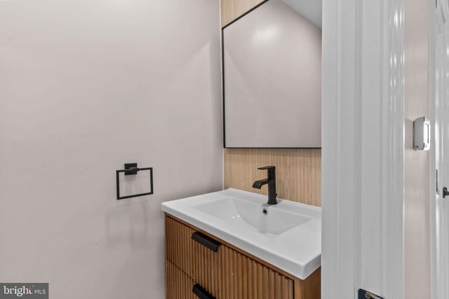 925 S 18TH ST, Philadelphia, PA 19146