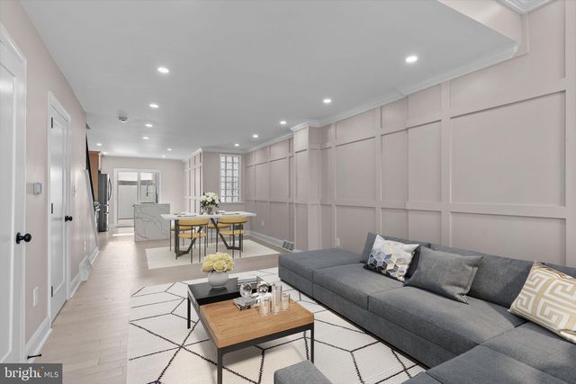 925 S 18TH ST, Philadelphia, PA 19146