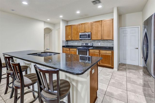 2206 VIA CORTONA STREET, Plant City, FL 33566