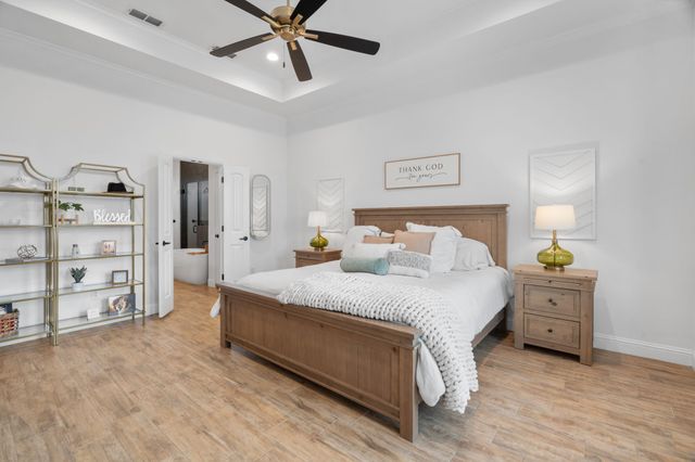 805 Wind River Pass, Azle, TX 76020