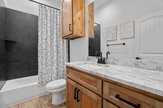 805 Wind River Pass, Azle, TX 76020
