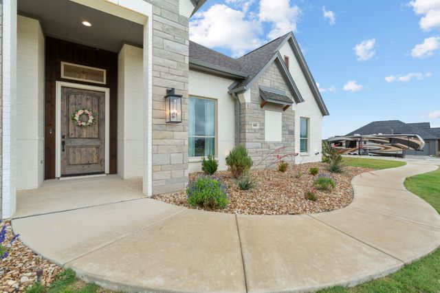 805 Wind River Pass, Azle, TX 76020