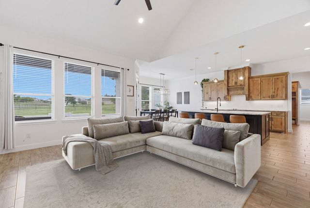 805 Wind River Pass, Azle, TX 76020