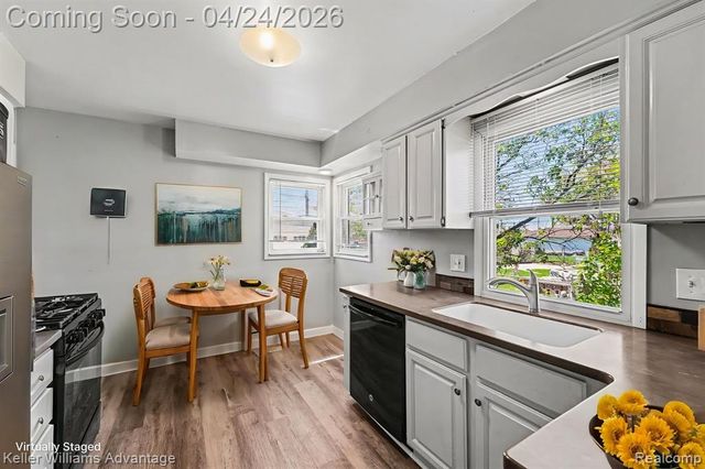 30227 Grandon Street, Livonia, MI 48150