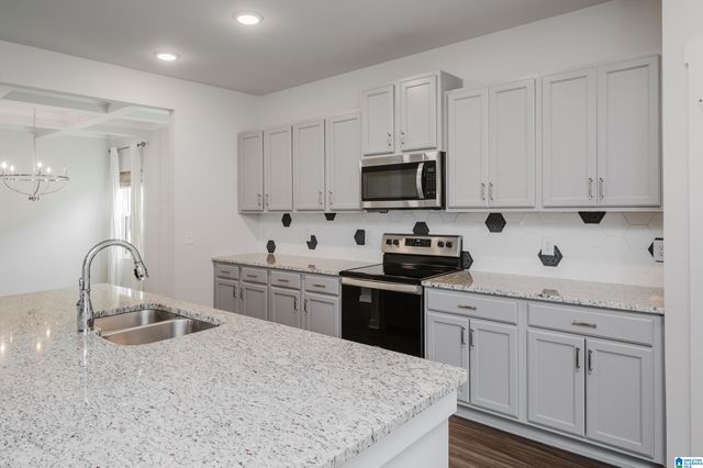 9936 HUNTER PLACE, Warrior, AL 35180