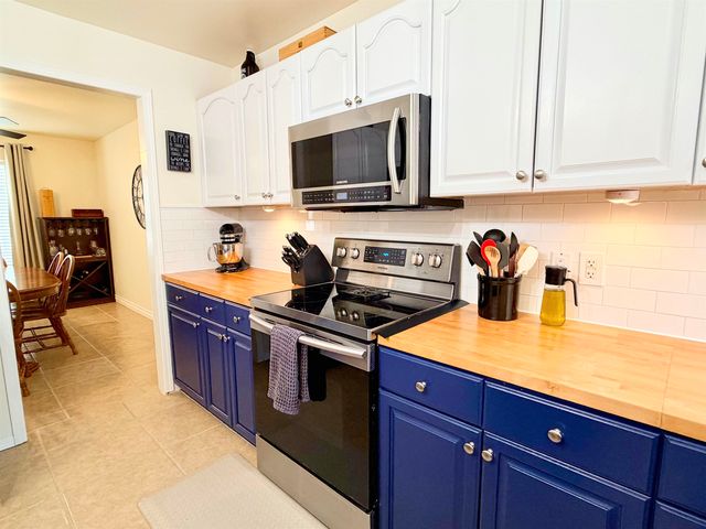 3820 PETER HAWK AVENUE, North Pole, AK 99705