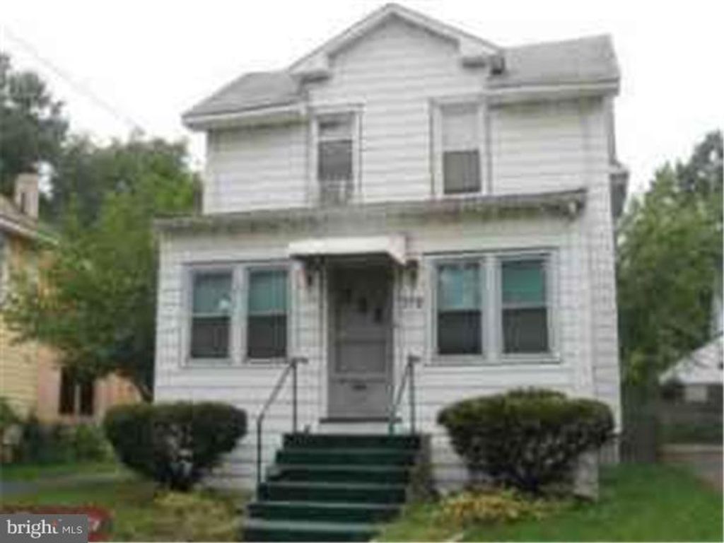 115 EVERGREEN AVENUE, Woodlynne, NJ 08107