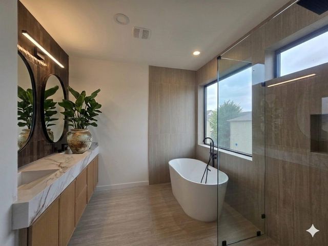 4125 Marina St, Houston, TX 77007