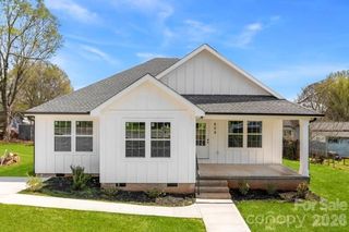 808 3rd Street, Kings Mountain, NC 28086