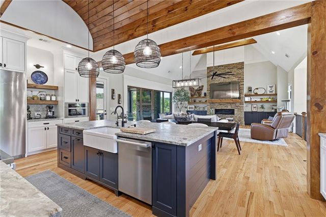 5812 Lula Bridge Lane, Braselton, GA 30517