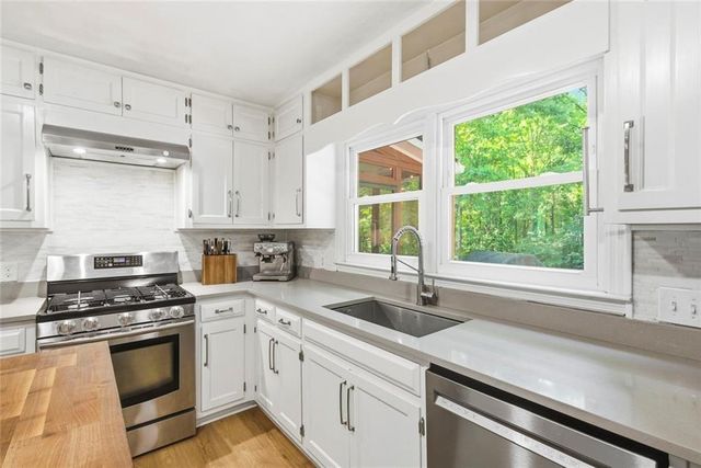 1995 Trotters Ridge Way, Roswell, GA 30075
