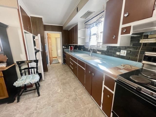 630 4Th Avenue, Berlin, NH 03570