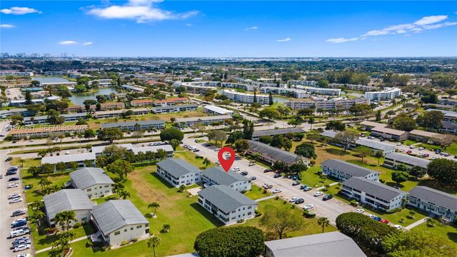 237 Camden J 237 237, West Palm Beach, FL 33417