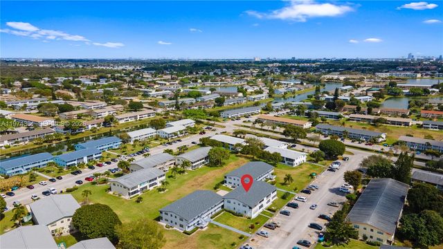 237 Camden J 237 237, West Palm Beach, FL 33417