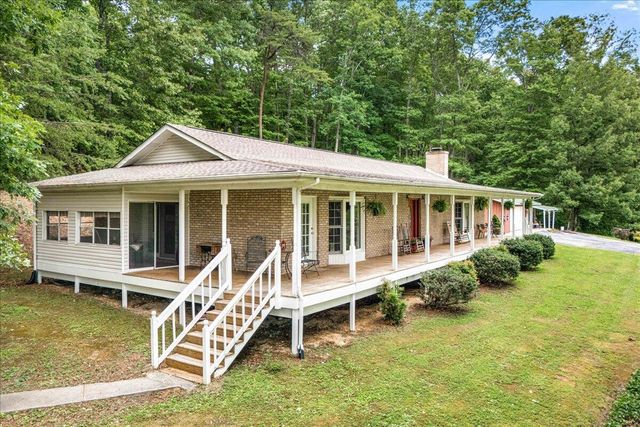 272 Locust Grove Cemetery Road, London, KY 40744
