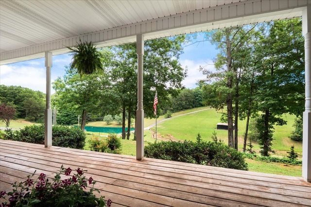 272 Locust Grove Cemetery Road, London, KY 40744