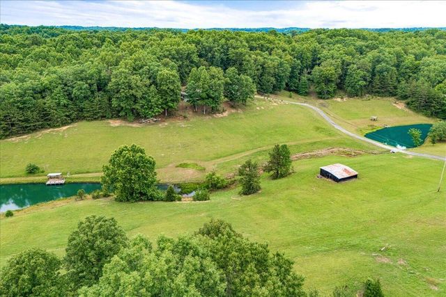272 Locust Grove Cemetery Road, London, KY 40744