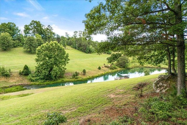 272 Locust Grove Cemetery Road, London, KY 40744