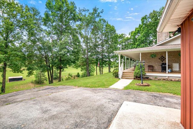 272 Locust Grove Cemetery Road, London, KY 40744