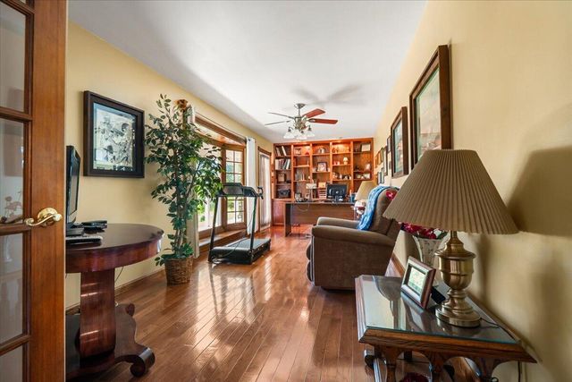 272 Locust Grove Cemetery Road, London, KY 40744