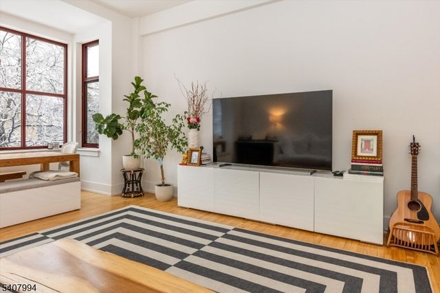 85 Park Ave 205, Glen Ridge Boro Twp., NJ 07028