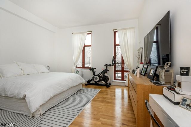 85 Park Ave 205, Glen Ridge Boro Twp., NJ 07028