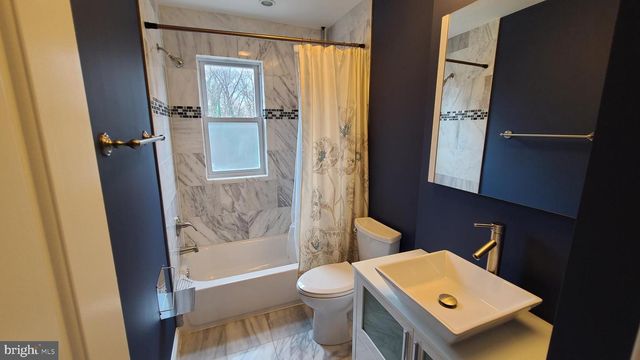 417 BURBANK ST SE, Washington, DC 20019